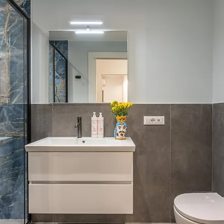 Daire Parisi Homes By Wonderful Italy *