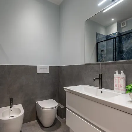 Parisi Homes By Wonderful Italy *